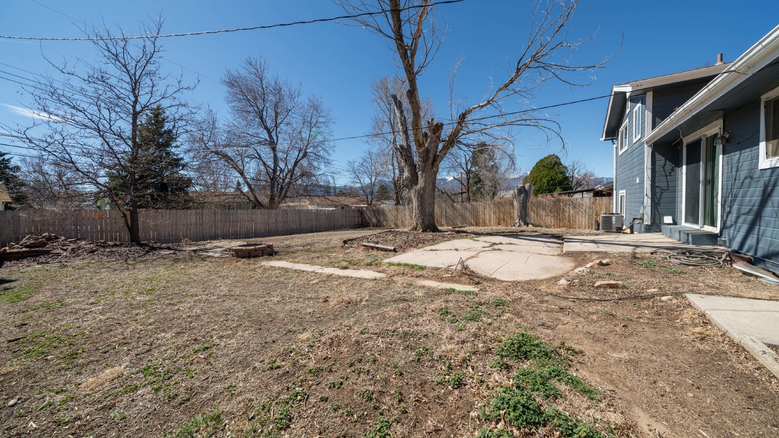 Split Level Charmer in Park Hill Neighborhood property image