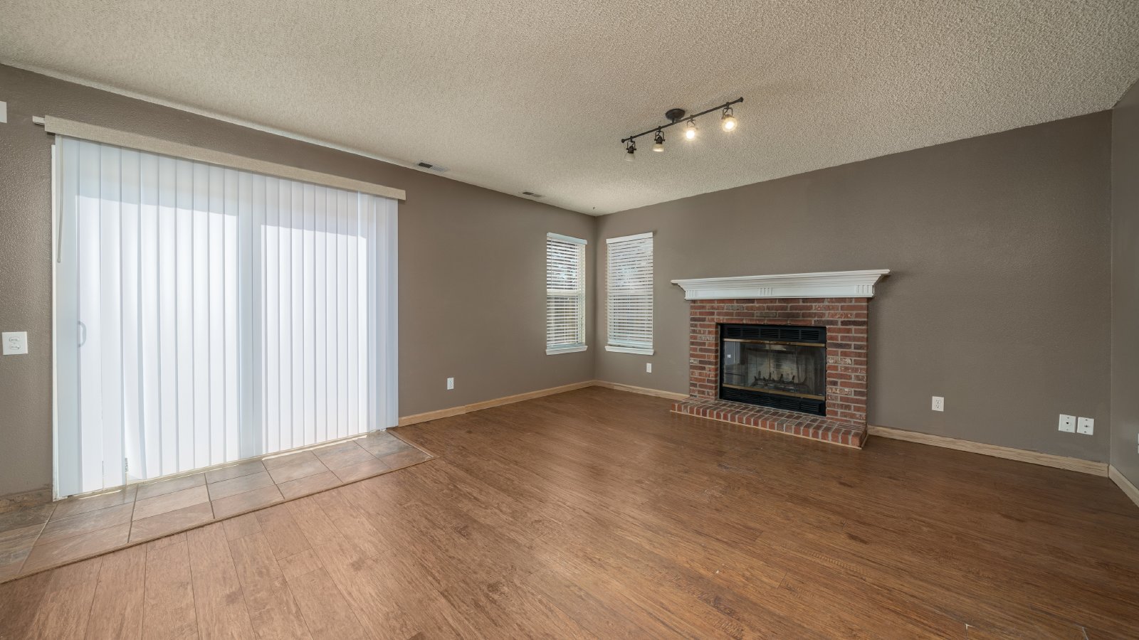 Four bedroom in Gatehouse Village with Fenced Yard and Views! property image