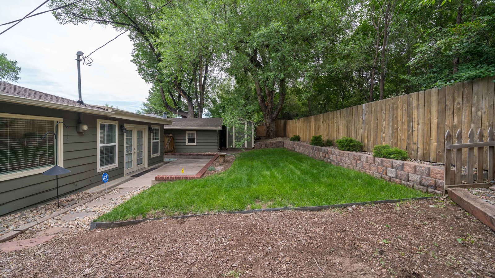 Charming Rancher in Cheyenne Mountain property image