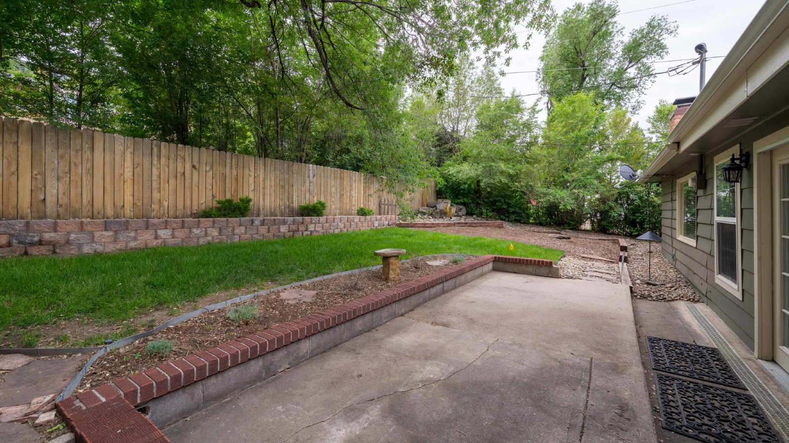 Charming Rancher in Cheyenne Mountain property image