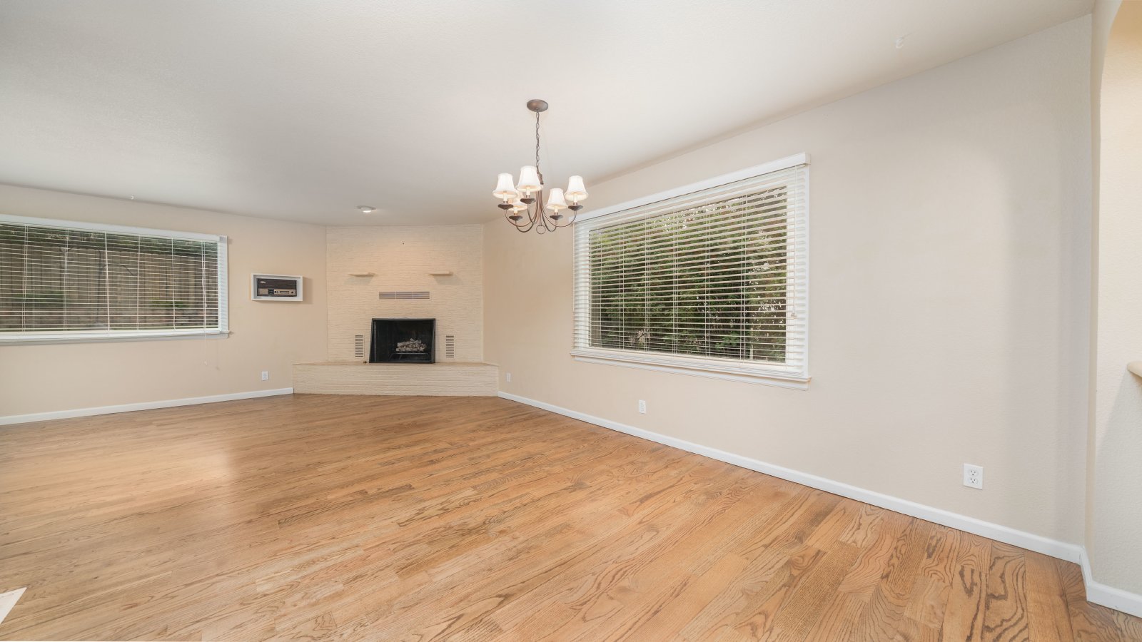 Charming Rancher in Cheyenne Mountain property image