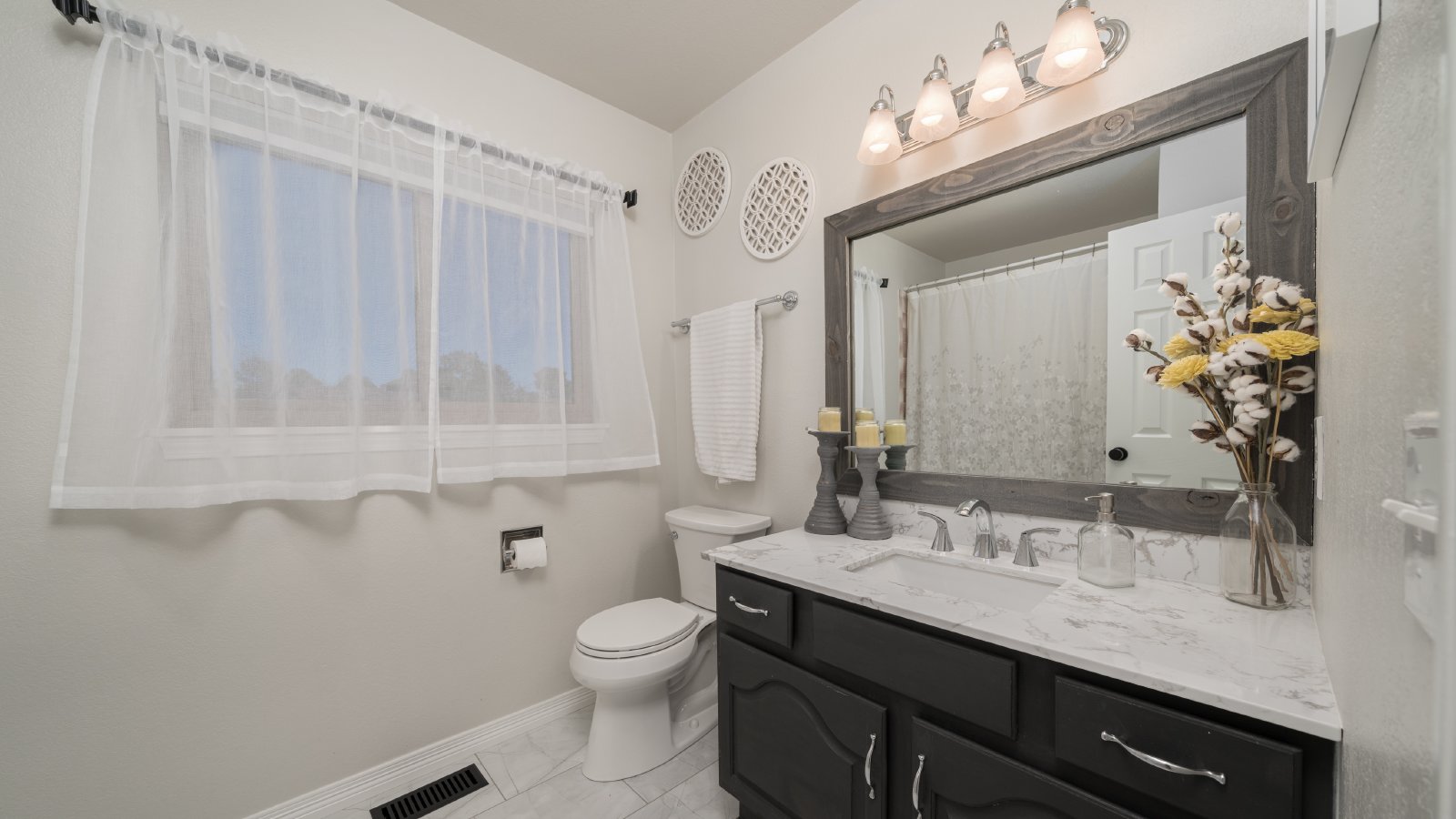 Remodeled Gem in Briargate property image