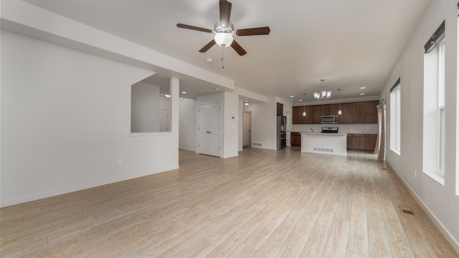 Beautiful 2 Story home in North Fork property image