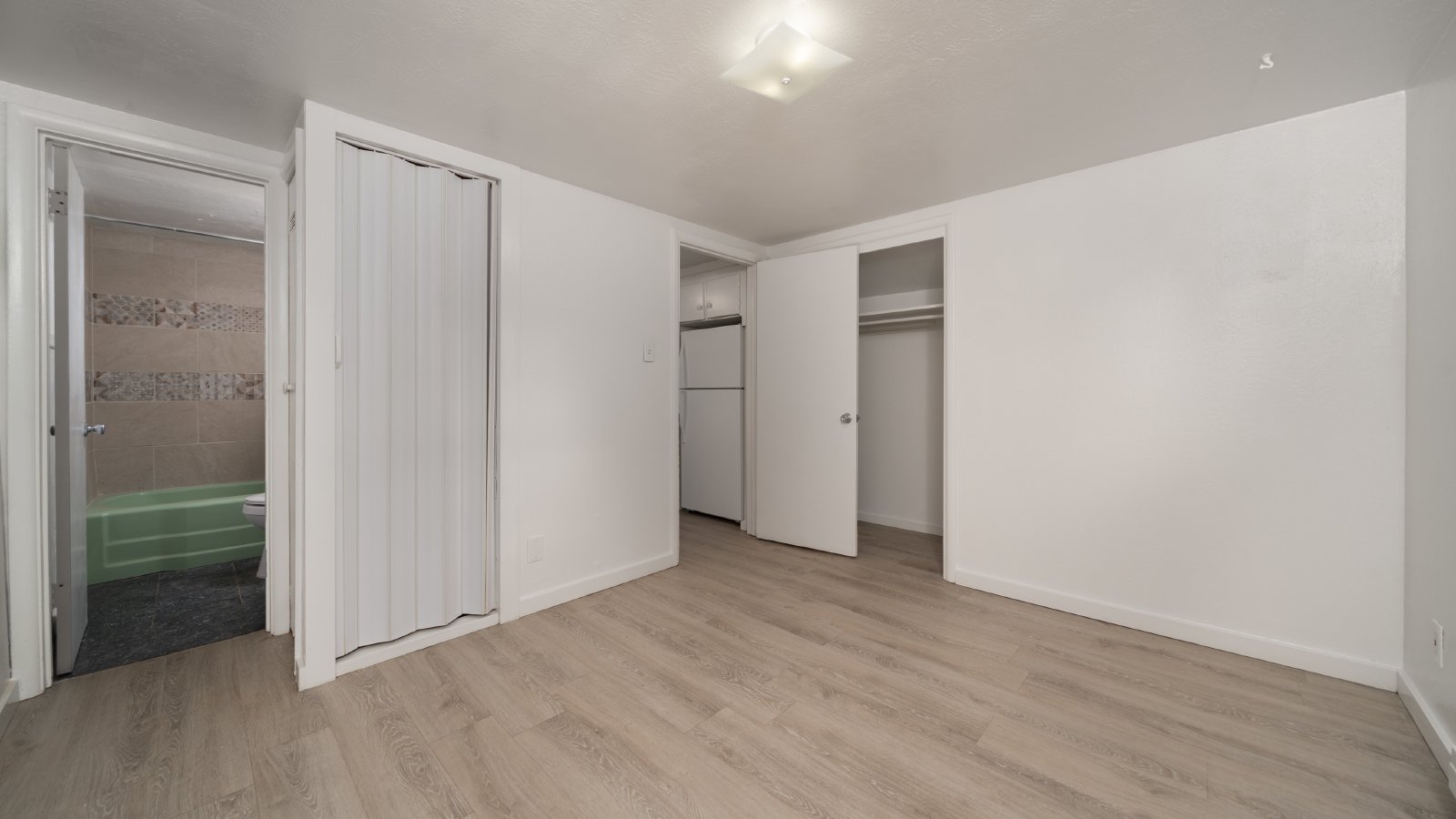 Charming cottage near Memorial Park property image