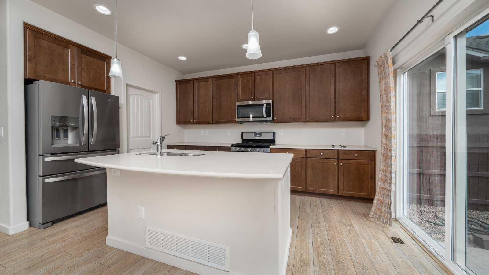 Beautiful 2 Story home in North Fork property image