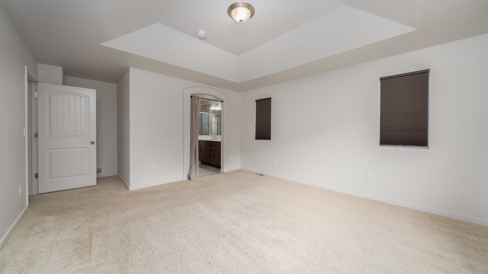 Beautiful 2 Story home in North Fork property image