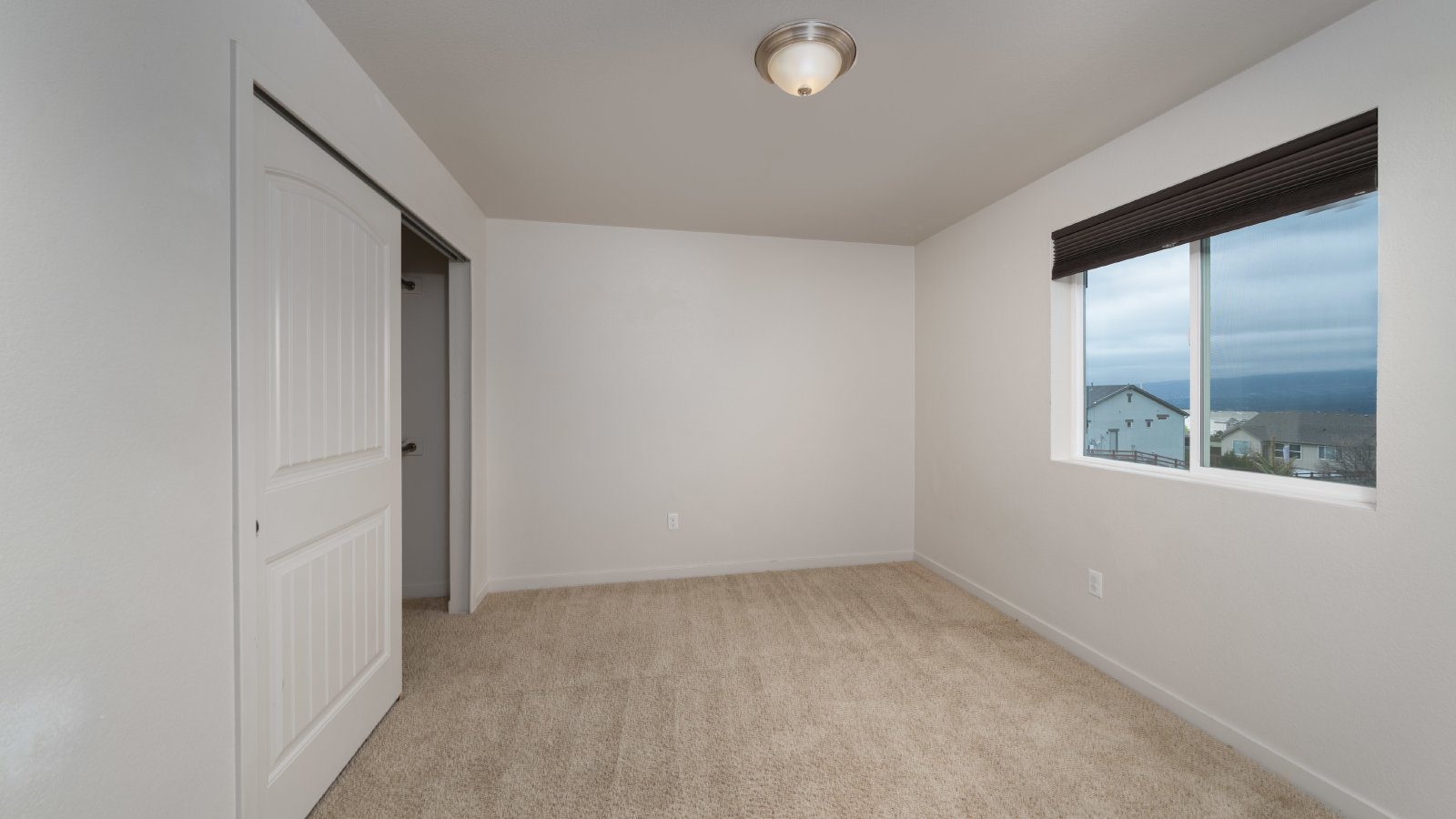 Beautiful 2 Story home in North Fork property image