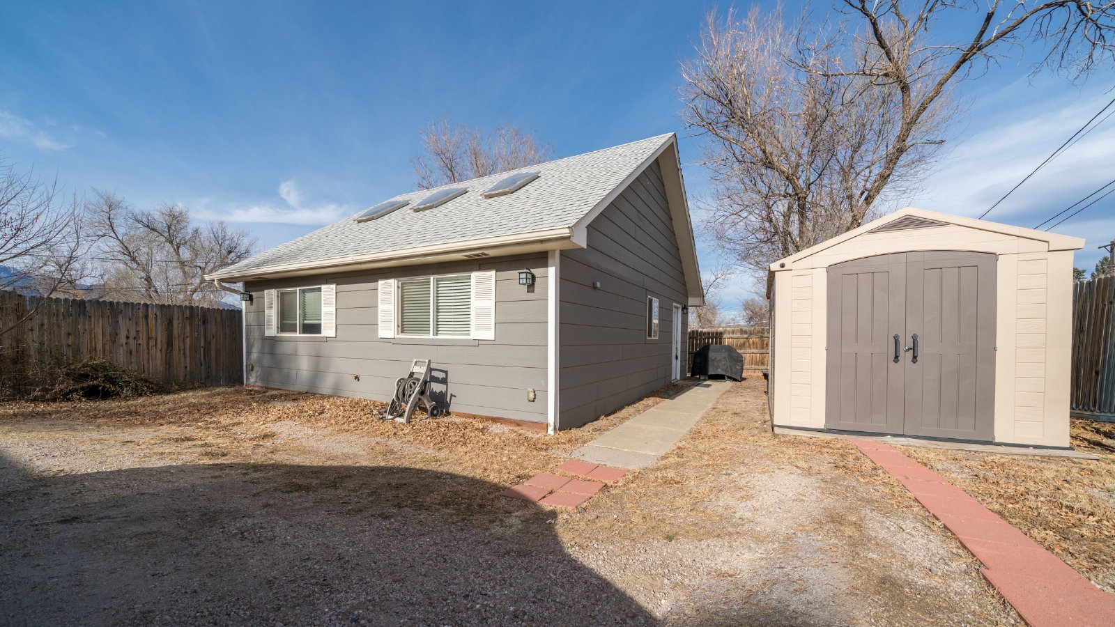 Charming Downtown Cottage property image