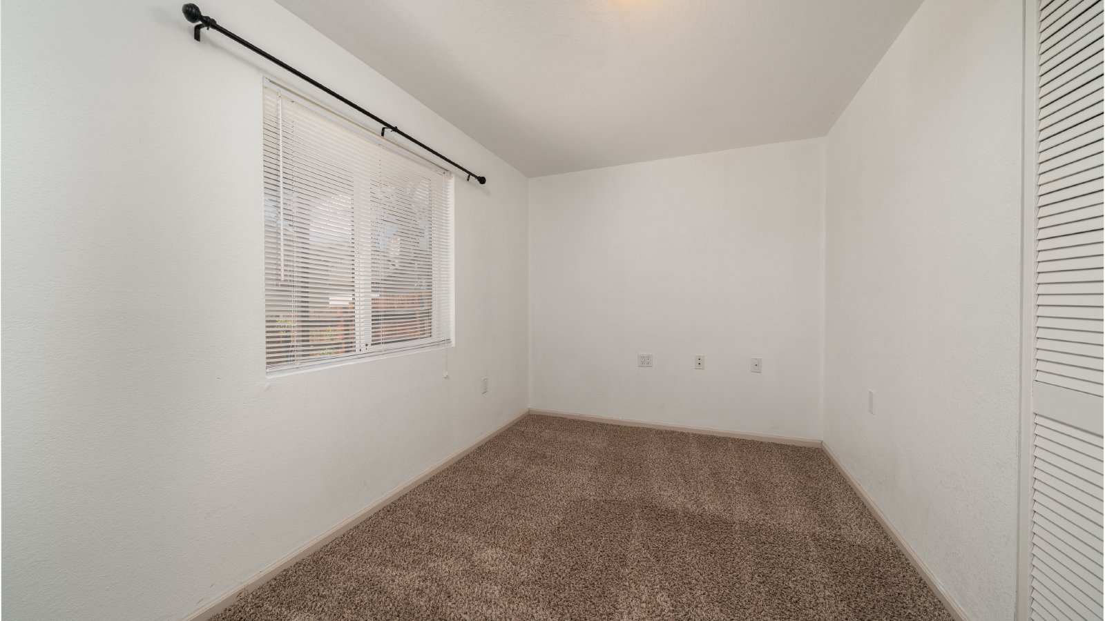 6065 Nester Way property image