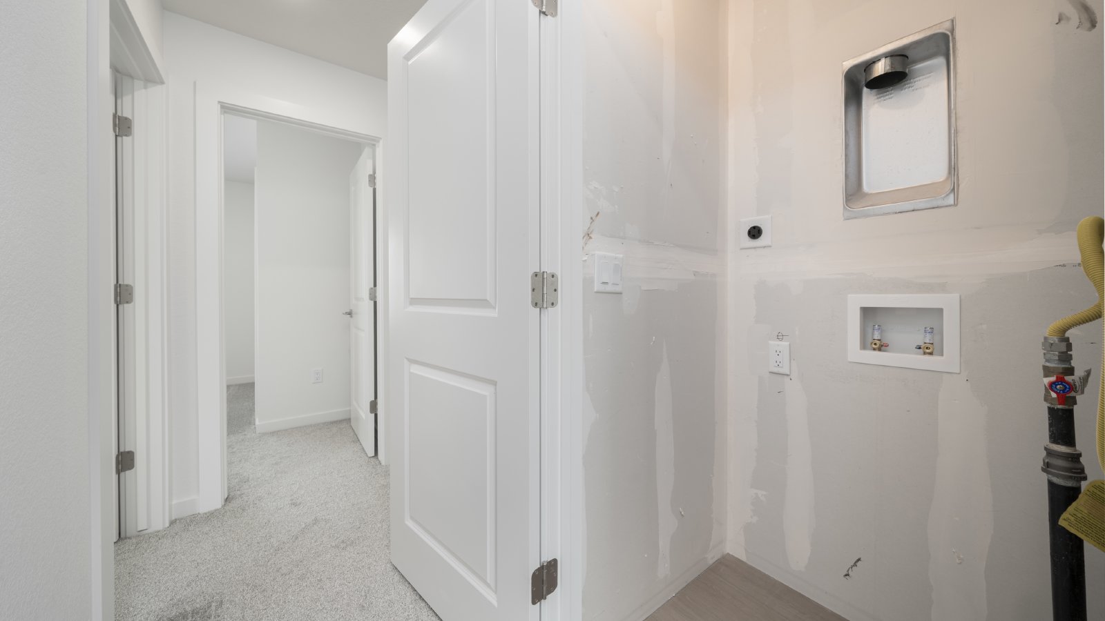 New townhome off of Interquest with a 2 car garage property image