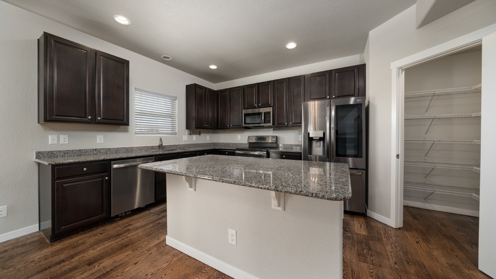 Welcome to Your Dream Home in Lorson Ranch! property image