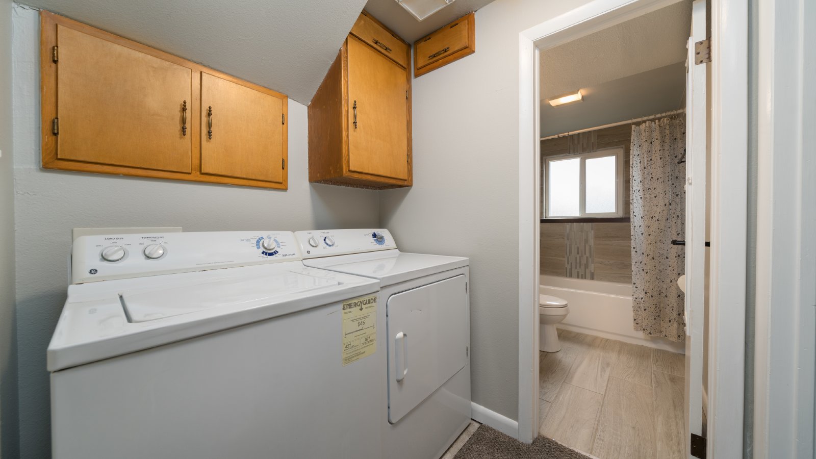 Great Home in Colorado Springs with attached 2 Car Garage property image