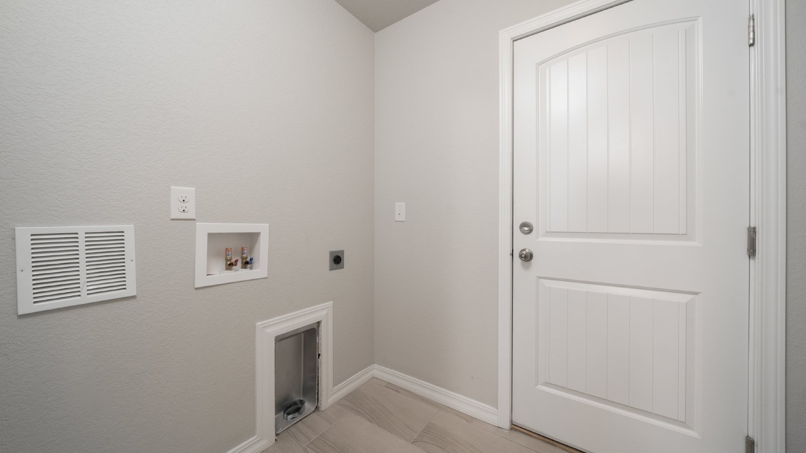 Rockrimmon Townhouse with Two Car Garage property image