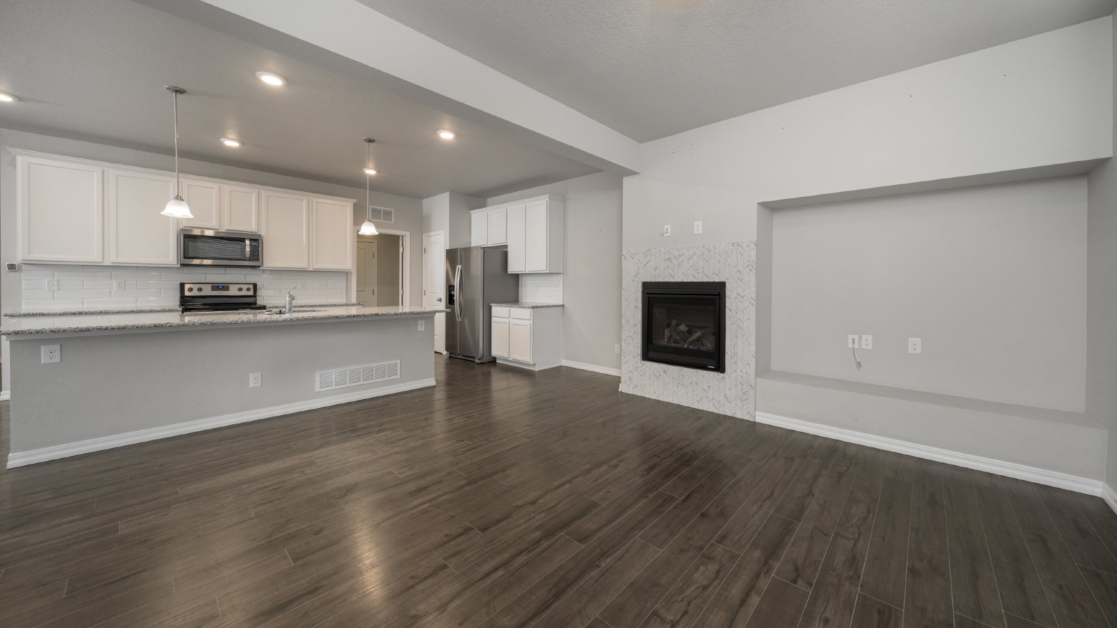 Rockrimmon Townhouse with Two Car Garage property image