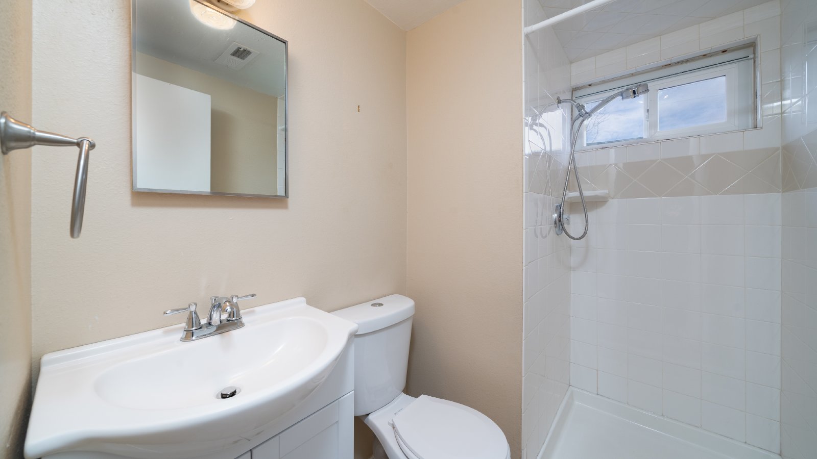 Sunny Ranch Home in Southeast Colorado Springs property image