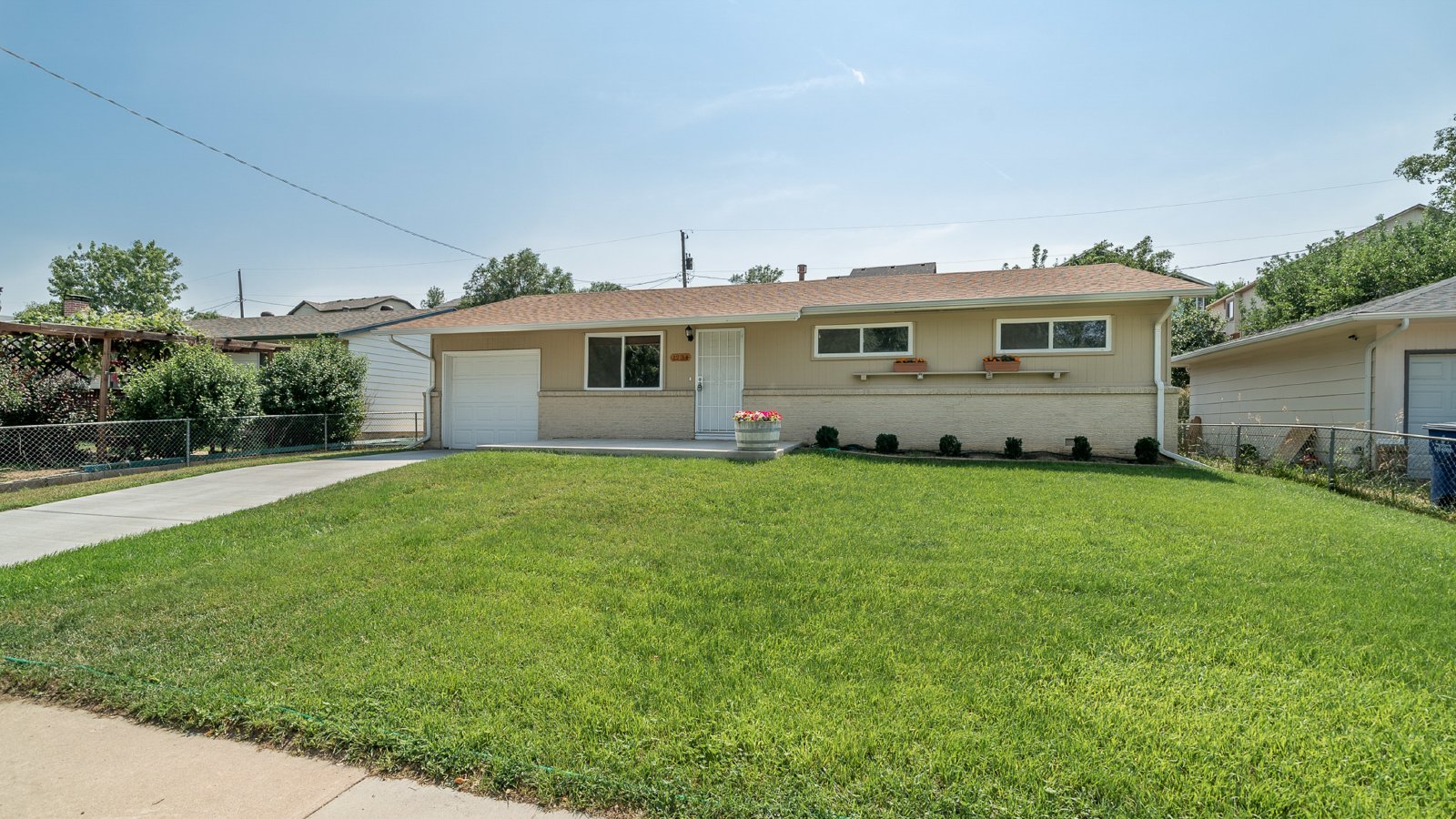 Charming Rancher in Stratmoor Valley property image
