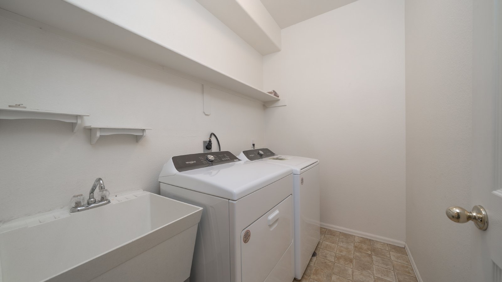 Charming Townhome in OCC property image