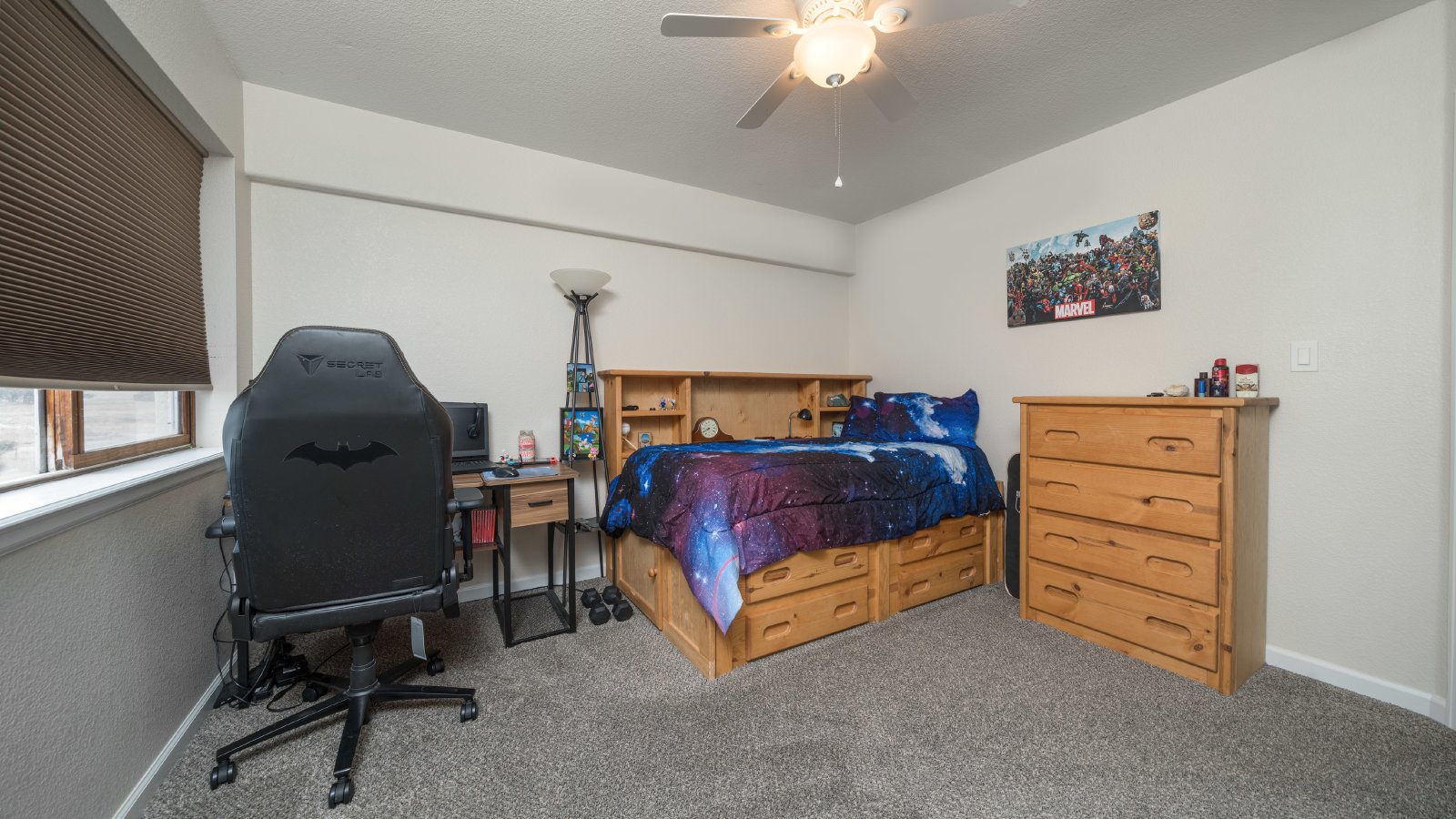 Country Living on 13.5 Acres property image