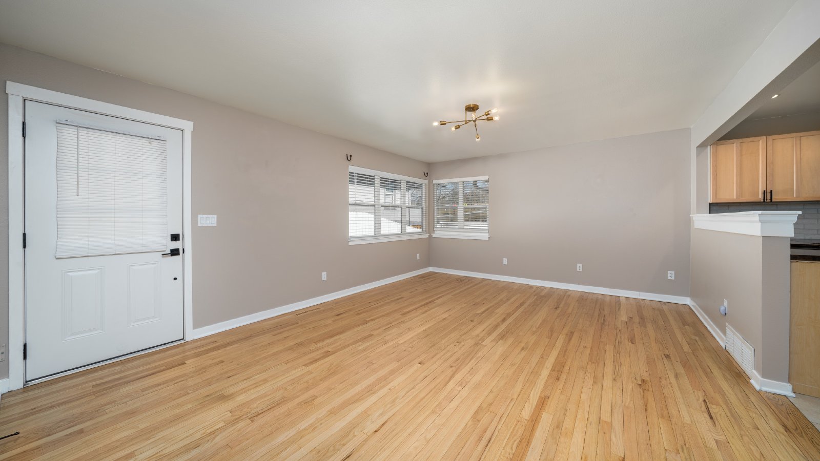 Modern Duplex in Old Colorado City property image