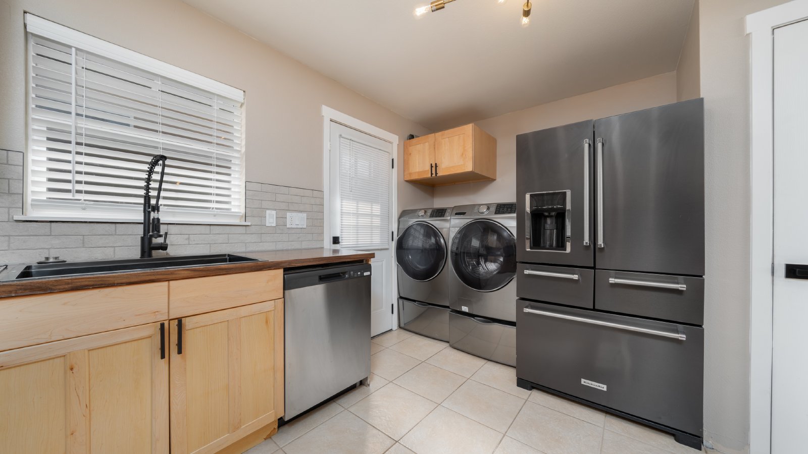 Modern Duplex in Old Colorado City property image