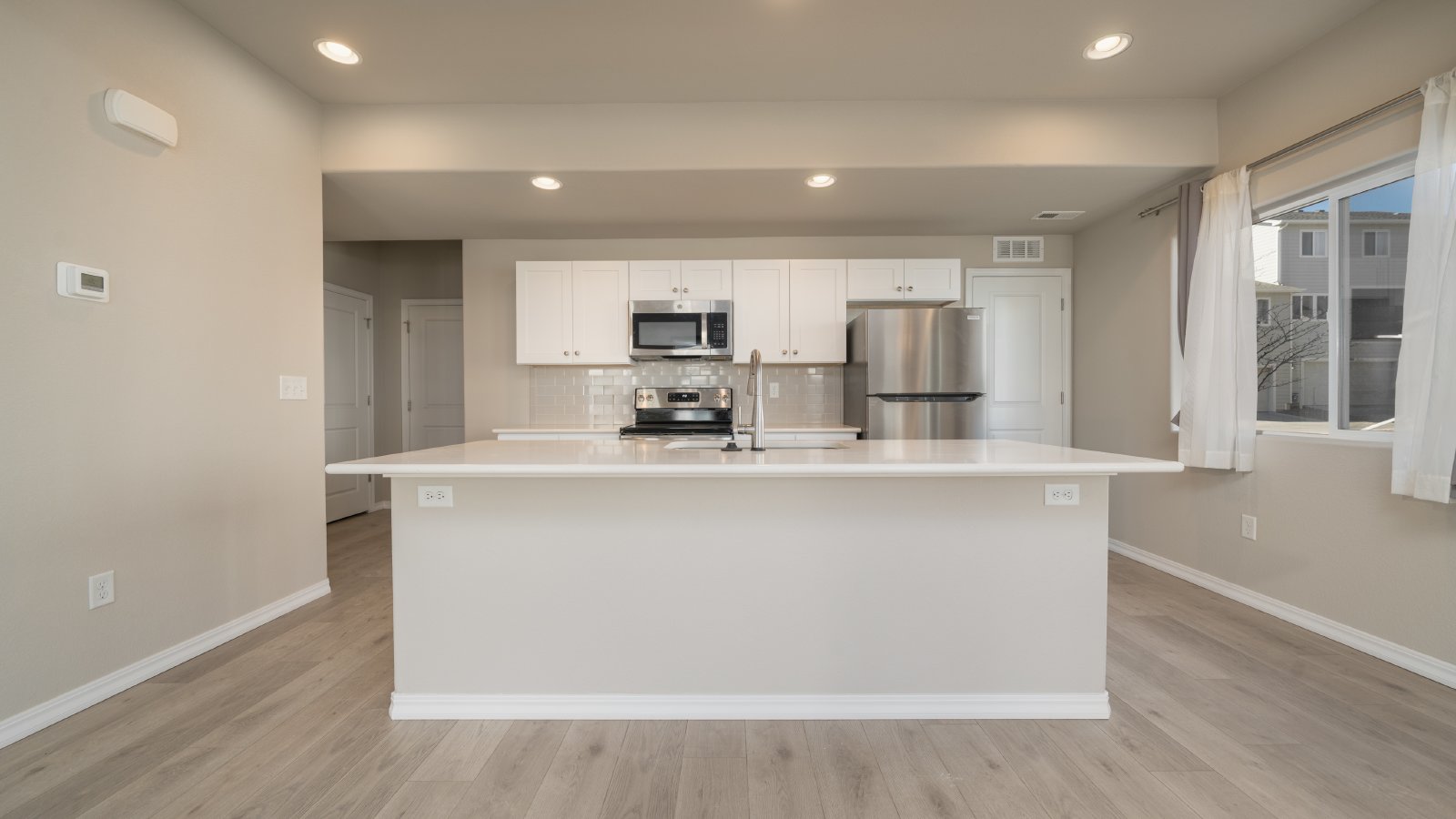 Beautiful Townhome located in the Townes at Woodmen Heights property image