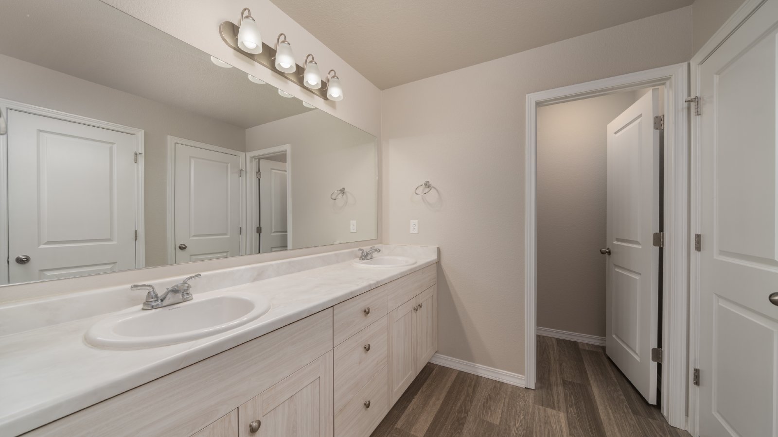 Beautiful Townhome located in the Townes at Woodmen Heights property image